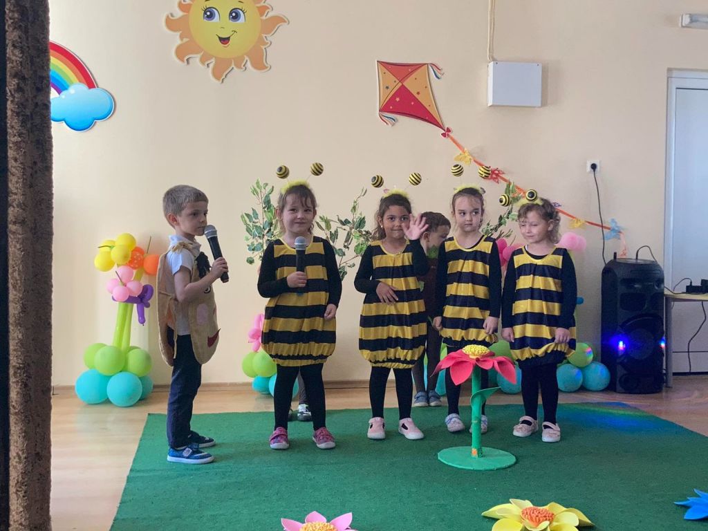 "Медената питка" - ДГ Еделвайс - Велинград